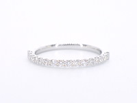 Witgouden rijring bezet met briljant geslepen diamanten - afbeelding 6 van  9