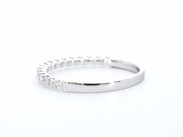 Witgouden rijring bezet met briljant geslepen diamanten - afbeelding 7 van  11