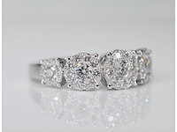 Witgouden rijring met 5 diamanten entourages 1.00 carat - afbeelding 4 van  10