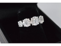 Witgouden rijring met 5 diamanten entourages 1.00 carat - afbeelding 7 van  10