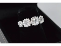 Witgouden rijring met 5 diamanten entourages 1.00 carat - afbeelding 7 van  10