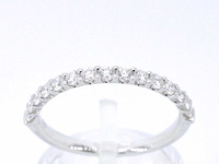 Witgouden rijring met briljant geslepen diamanten