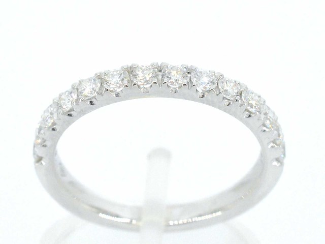 Witgouden rijring met diamanten - afbeelding 1 van  5