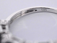 Witgouden ring diamanten en saffier - afbeelding 2 van  10