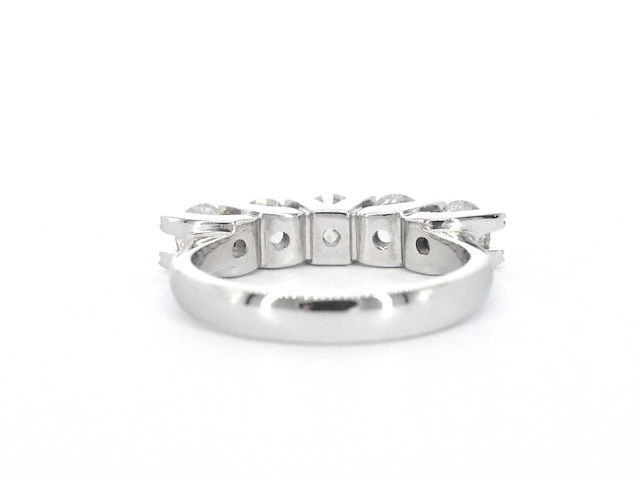 Witgouden ring diamanten - afbeelding 8 van  9