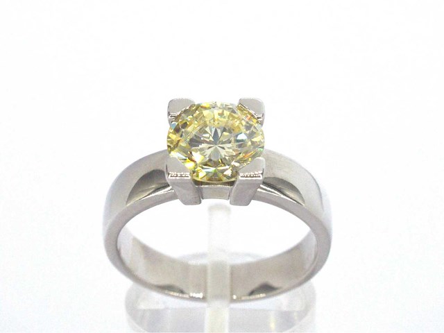 Witgouden ring fancy yellow diamant 2.40 ct - afbeelding 1 van  9