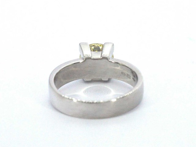 Witgouden ring fancy yellow diamant 2.40 ct - afbeelding 7 van  9