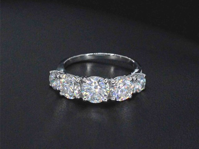 Witgouden ring met 2.90 carat briljanten - afbeelding 5 van  9