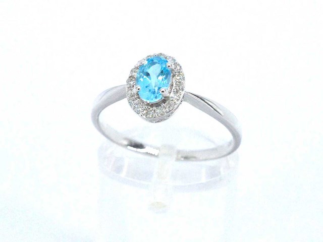 Witgouden ring met blauwe topaas en diamanten - afbeelding 5 van  9