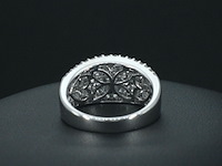 Witgouden ring met briljant en baguettes diamanten - afbeelding 5 van  5
