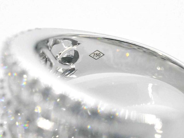 Witgouden ring met briljant en baguettes diamanten - afbeelding 2 van  11