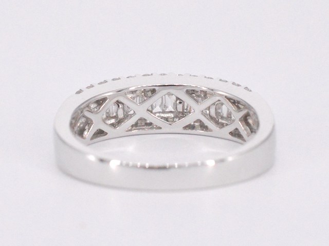 Witgouden ring met briljant en baguettes - afbeelding 9 van  11