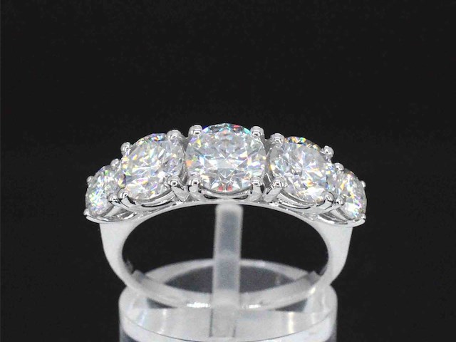 Witgouden ring met briljanten 3.00 carat - afbeelding 1 van  8