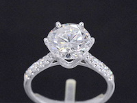 Witgouden ring met diamant 3.00 carat