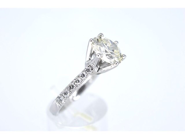Witgouden ring met diamant met een briljant geslepen diamant van 2.50 carat - afbeelding 4 van  7