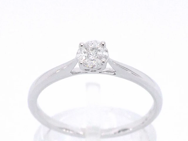 Witgouden ring met diamant - afbeelding 1 van  11