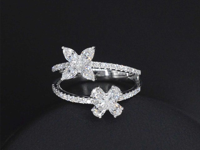 Witgouden ring met diamanten 1.30 carat - afbeelding 1 van  9