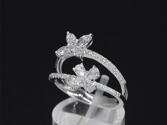 Witgouden ring met diamanten 1.30 carat - afbeelding 4 van  10