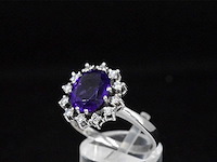 Witgouden ring met diamanten en amethist - afbeelding 4 van  8