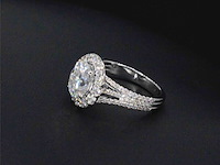 Witgouden ring met diamanten en een 2.11 carat oval shape - afbeelding 5 van  7