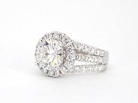Witgouden ring met diamanten en een briljant geslepen diamant van 3.00 carat - afbeelding 9 van  11