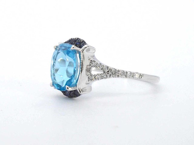 Witgouden ring met diamanten en mooie edelstenen - afbeelding 10 van  11
