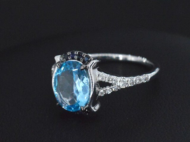 Witgouden ring met diamanten en mooie edelstenen - afbeelding 1 van  5