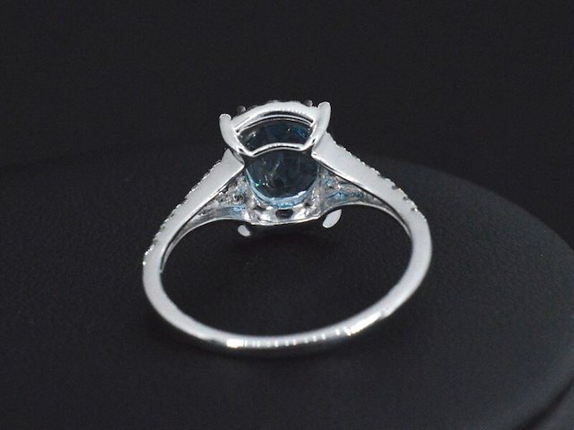 Witgouden ring met diamanten en mooie edelstenen - afbeelding 5 van  5