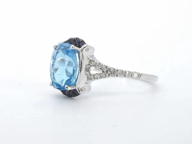 Witgouden ring met diamanten en mooie edelstenen - afbeelding 8 van  10