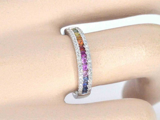 Witgouden ring met diamanten en multicolor saffieren - afbeelding 2 van  11