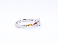 Witgouden ring met diamanten en multicolour saffieren - afbeelding 7 van  11