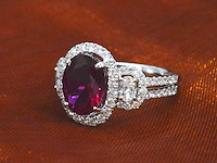Witgouden ring met diamanten en robijn - afbeelding 4 van  9