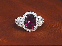 Witgouden ring met diamanten en robijn - afbeelding 6 van  9