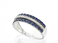 Witgouden ring met diamanten en saffieren - afbeelding 5 van  10