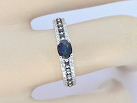 Witgouden ring met diamanten en saffieren - afbeelding 3 van  10