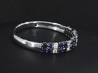 Witgouden ring met diamanten en saffieren - afbeelding 4 van  5
