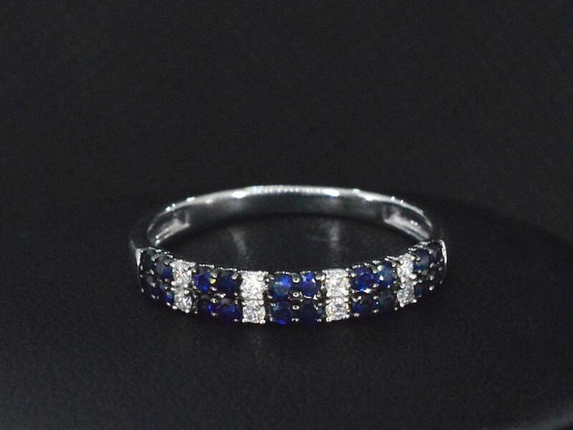 Witgouden ring met diamanten en saffieren - afbeelding 5 van  5