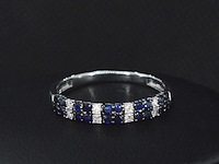 Witgouden ring met diamanten en saffieren - afbeelding 5 van  5