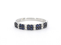 Witgouden ring met diamanten en saffieren - afbeelding 6 van  9