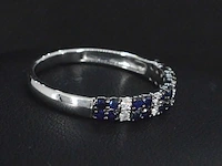 Witgouden ring met diamanten en saffieren - afbeelding 4 van  9