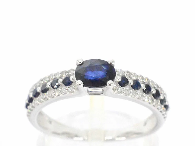 Witgouden ring met diamanten en saffieren - afbeelding 1 van  9