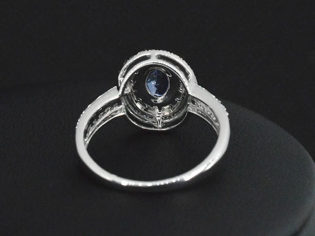 Witgouden ring met diamanten en tanzaniet - afbeelding 5 van  9