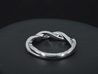 Witgouden ring met diamanten - afbeelding 8 van  9