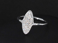 Witgouden ring met diamanten - afbeelding 1 van  3