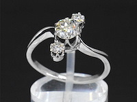 Witgouden ring met diamanten - afbeelding 1 van  8