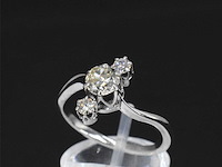 Witgouden ring met diamanten - afbeelding 4 van  8