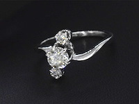 Witgouden ring met diamanten - afbeelding 8 van  8