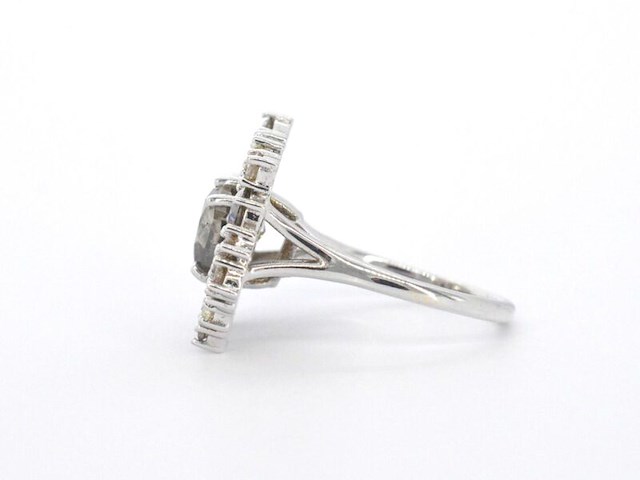 Witgouden ring met diamanten - afbeelding 8 van  12