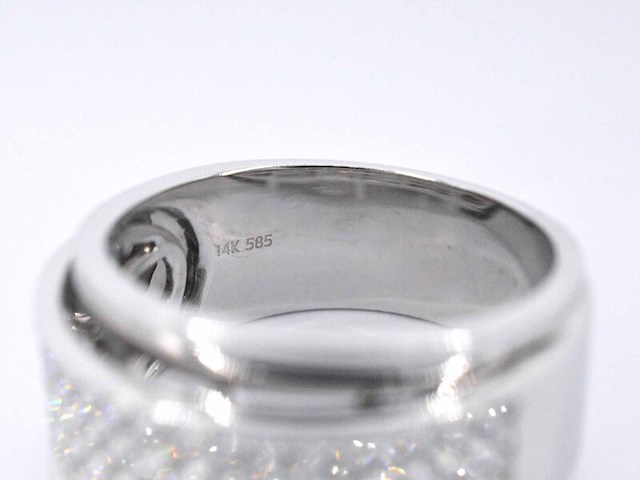Witgouden ring met diamanten - afbeelding 11 van  11