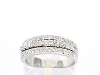 Witgouden ring met diamanten